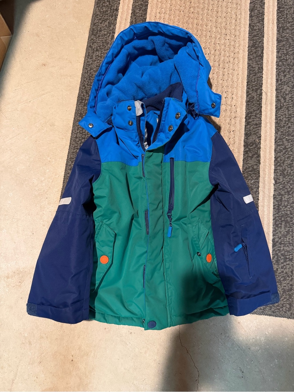 Mini Boden Colorblock Waterproof Hooded Jacket in Green & Blue